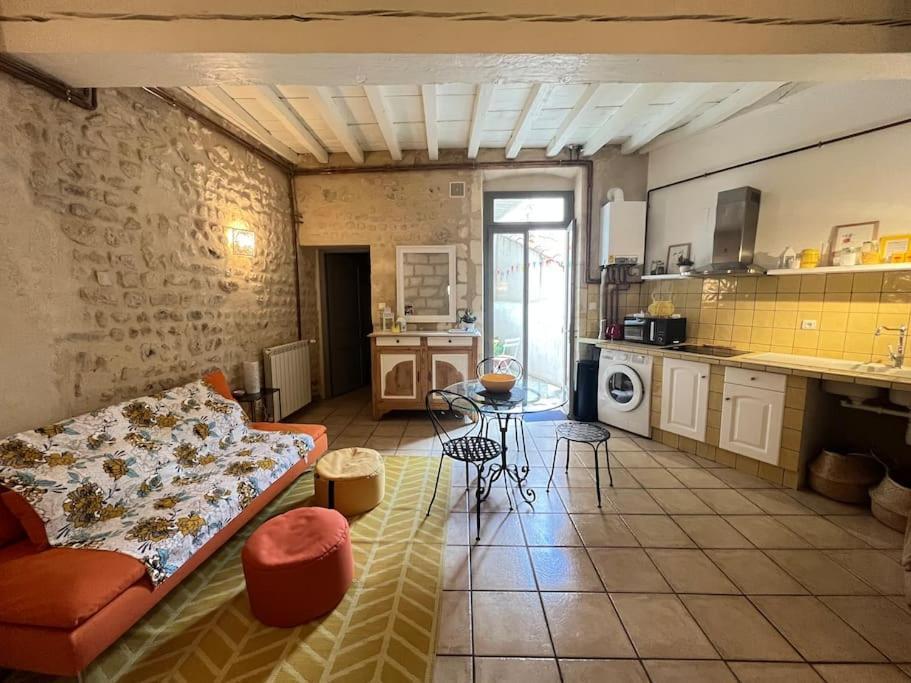"La Maison Jaune" Arles Centre Terrasse Kültér fotó